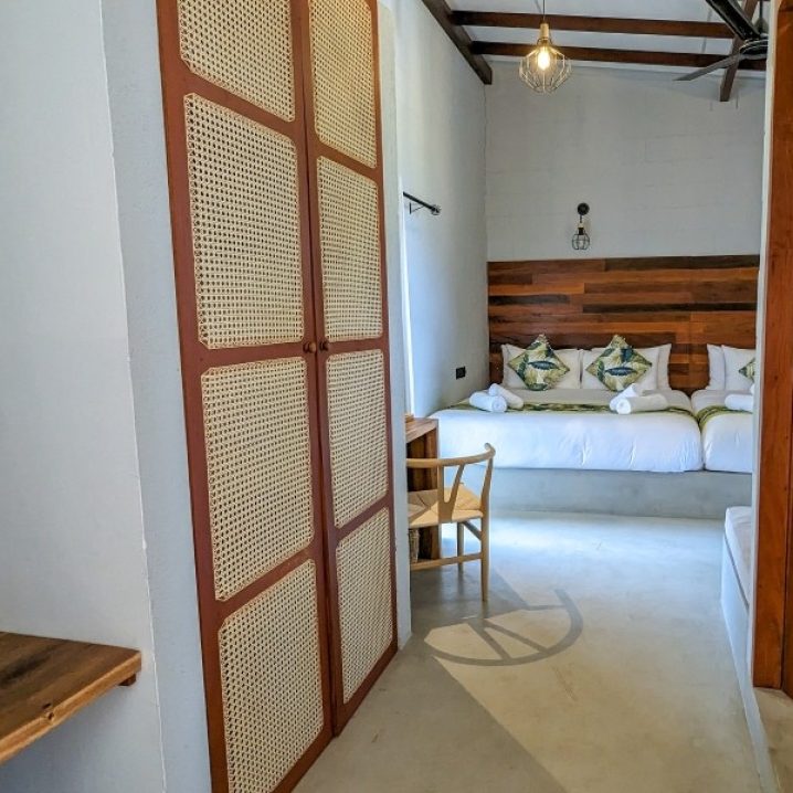 mistyvilla - family room 1